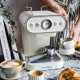 Кавоварка Vintage Cuisine у ретро стилі 1.2 л 15 бар із насадкою для спінювання Кремова