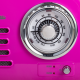 Кухонне радіо Vintage Cuisine у ретро стилі з металевою ручкою з Bluetooth та акумулятором Фуксія (глянець)